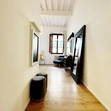 Apartament Boutique - Centro Storico 20 Min Da Firenze *