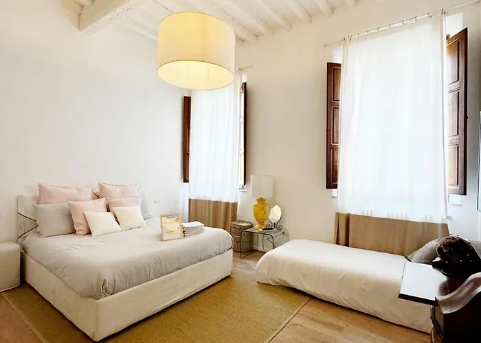 Apartament Boutique - Centro Storico 20 Min Da Firenze *