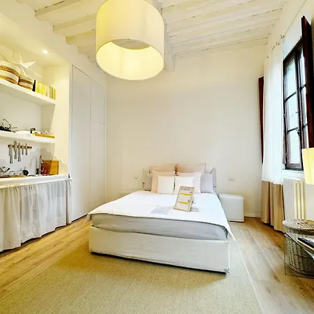 Apartment Boutique - Centro Storico 20 Min Da Firenze Empoli
